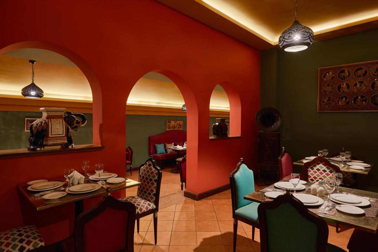 Golden Carven Hotel 3*