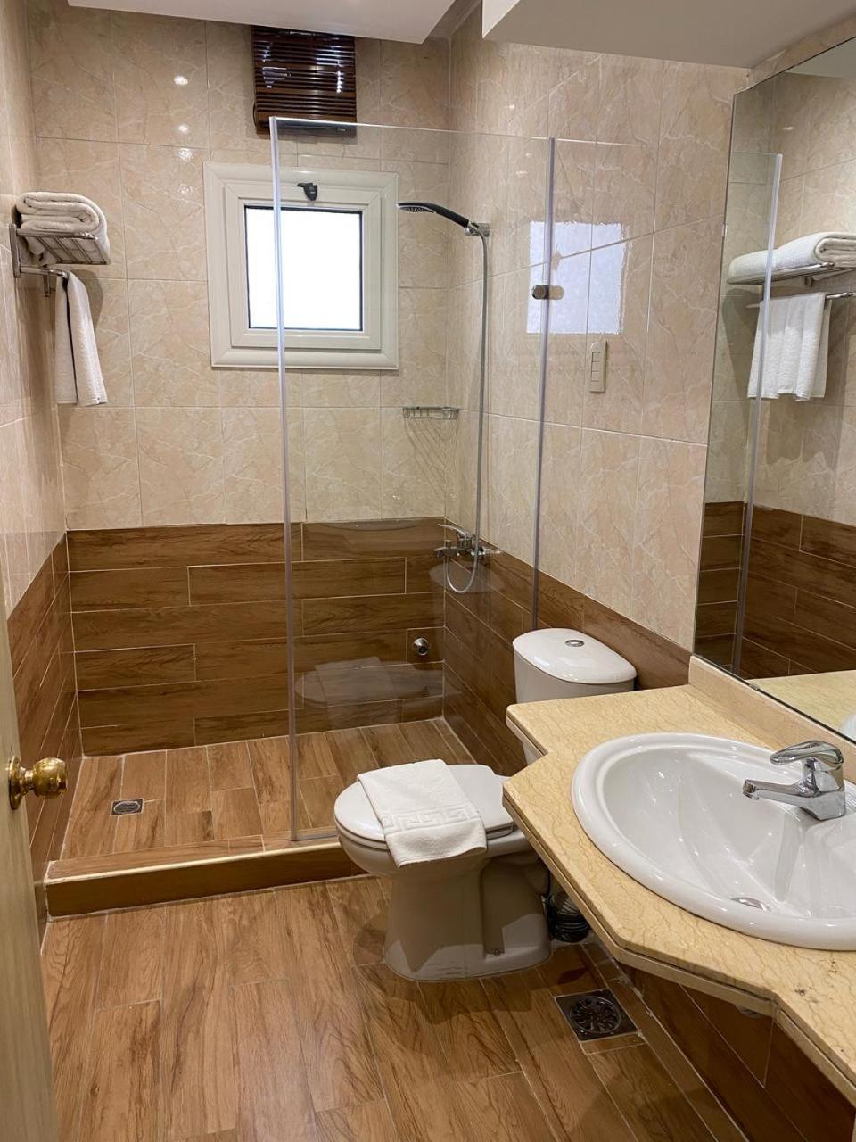 Hotel Golden Carven