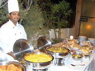 Golden Carven Hotel