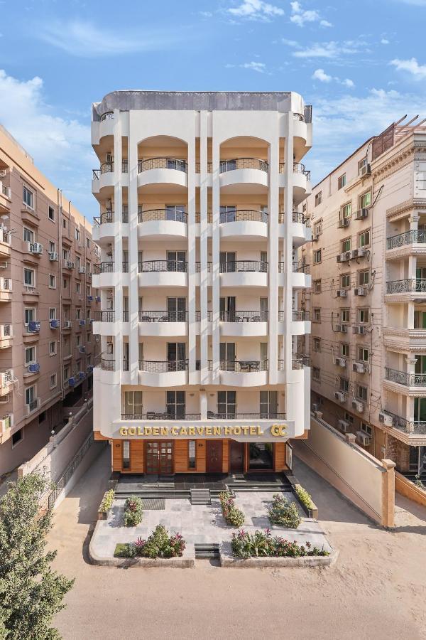 Hotel Golden Carven 3*