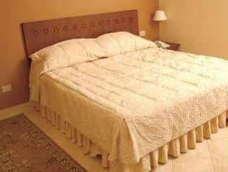 Golden Carven Hotel
